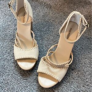 💚 Maurice’s Women’s 7M Wedge